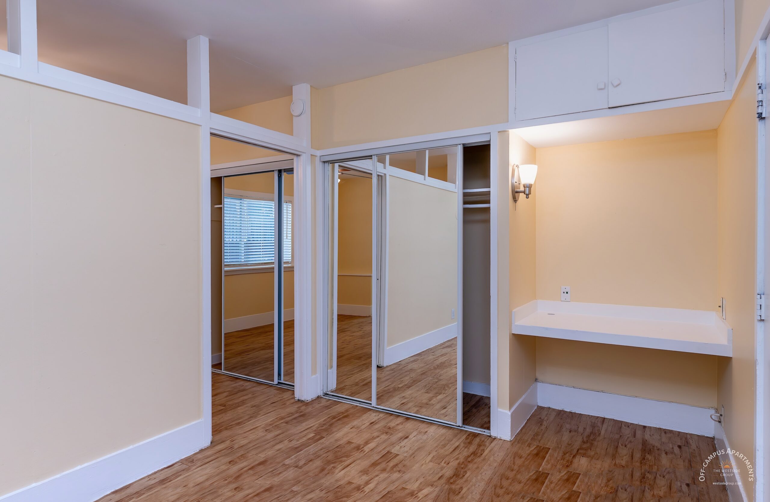 desk-in-living-area
