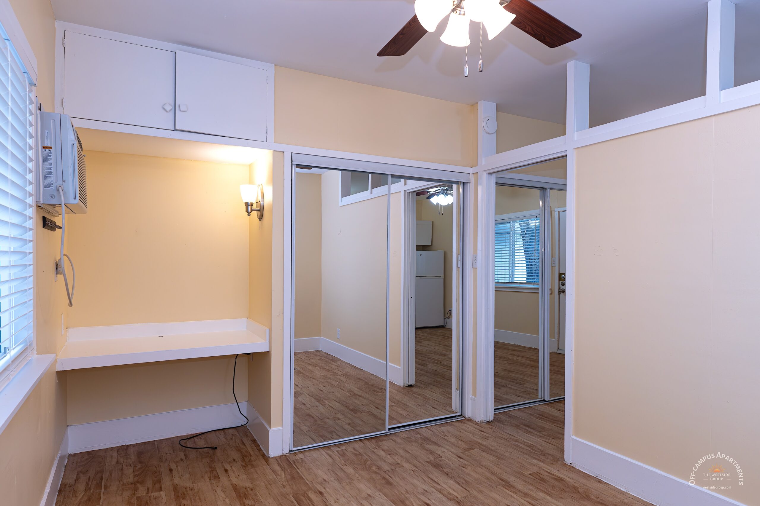 bedroom-entrance-door